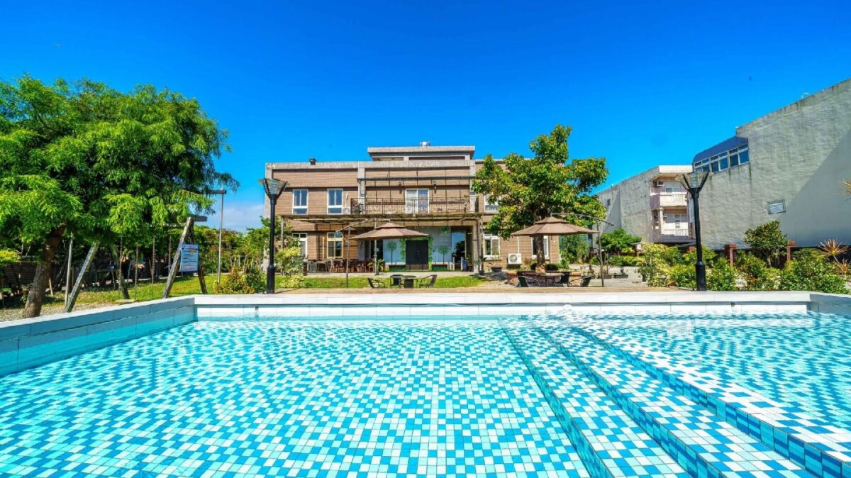 CC House 宜蘭包棟泳池民宿