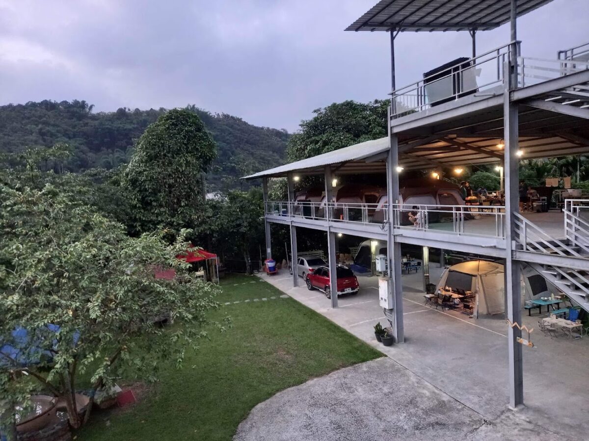 一樂農場露營區雨棚設施