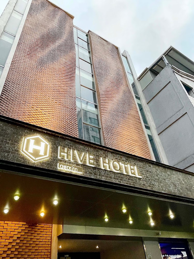雀客嗨夫旅館工業風大廳