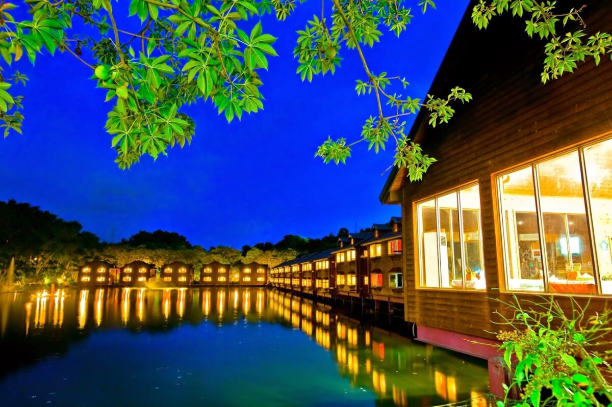 南元花園休閒農場湖畔景色