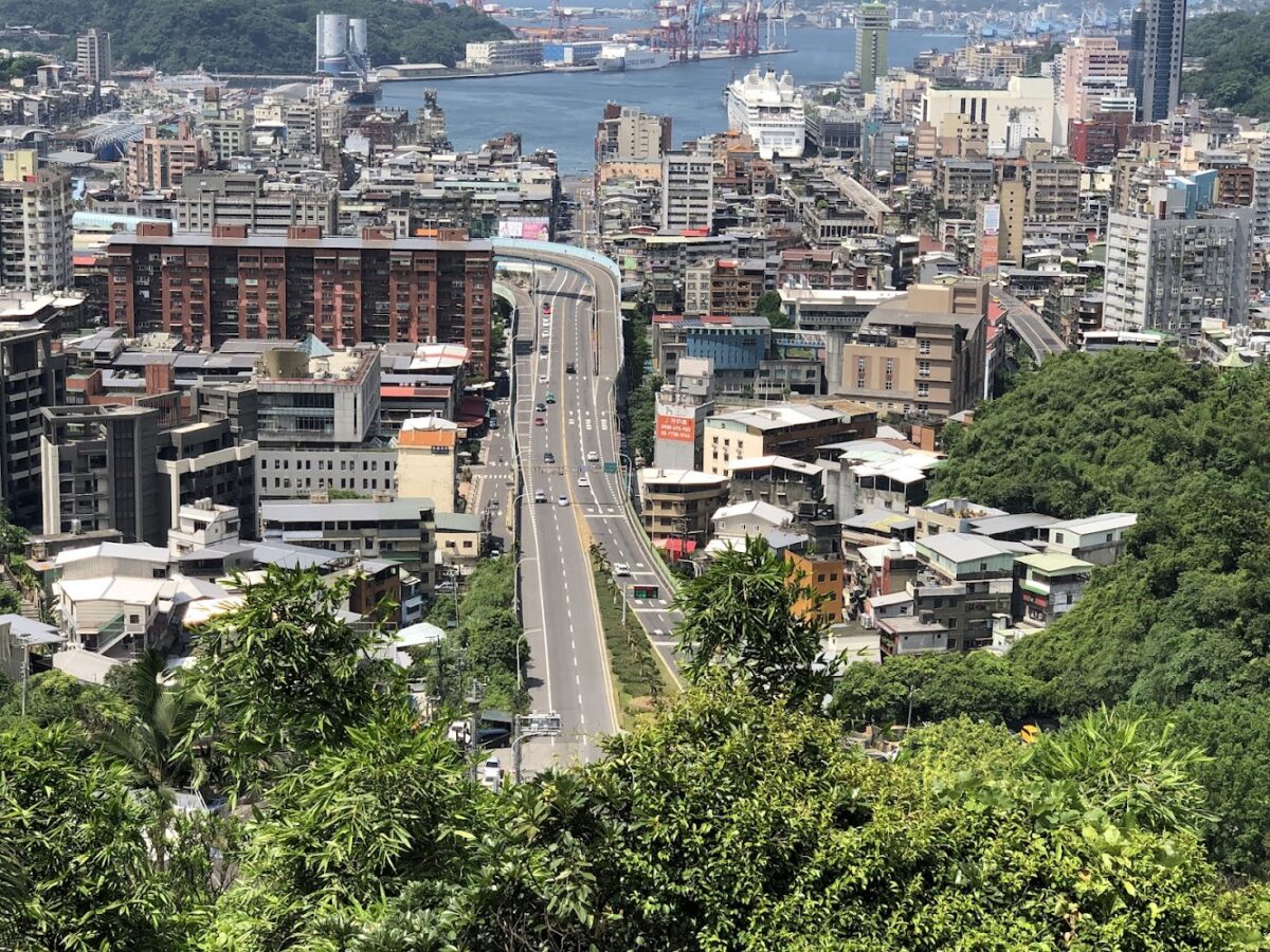 獅球嶺觀景台俯瞰基隆