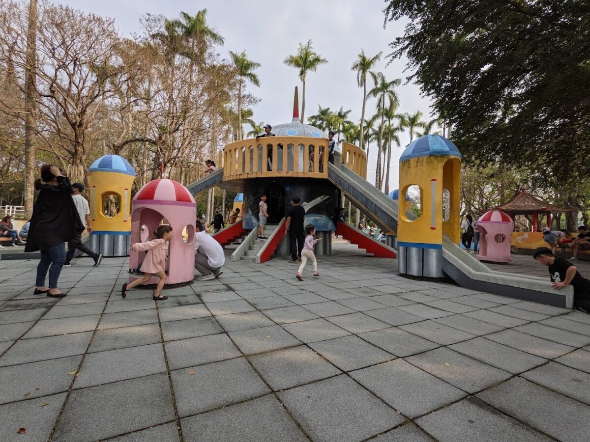 嘉義公園溜滑梯