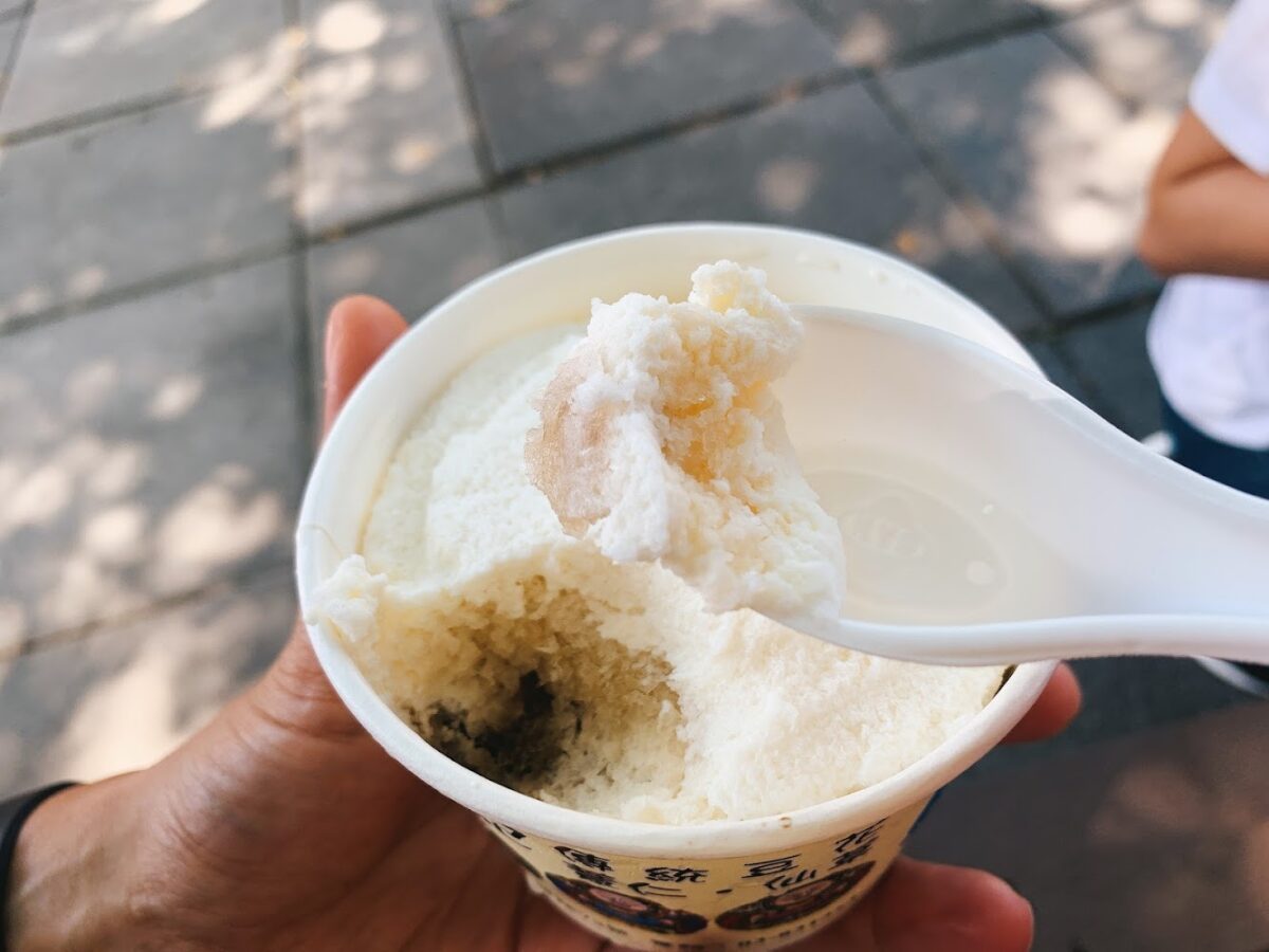 蔡記豆花招牌仙草奶凍