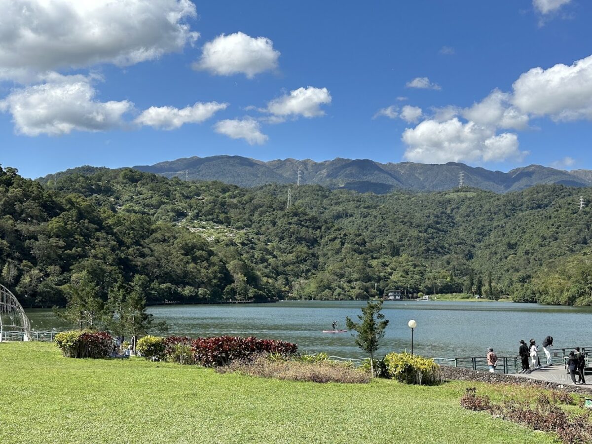 龍潭湖公園湖景