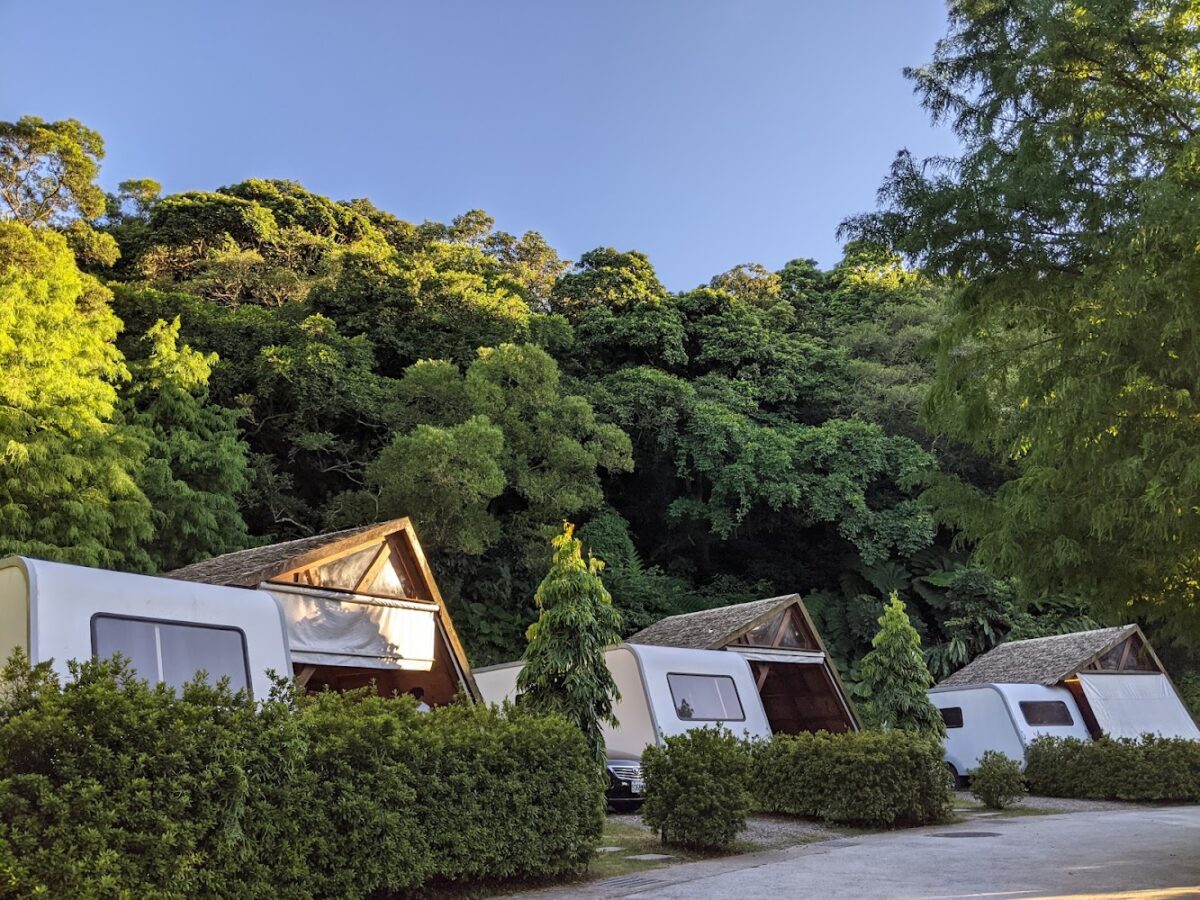 皇后鎮森林金山露營車