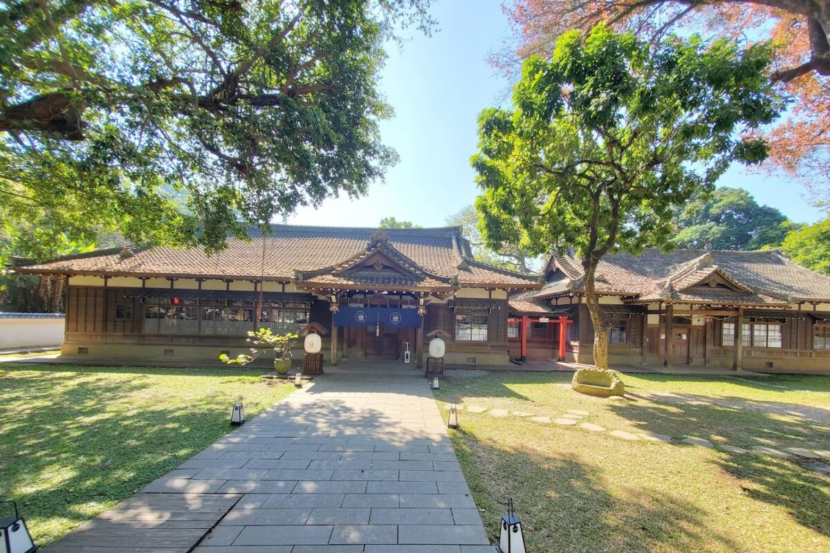 昭和十八J18