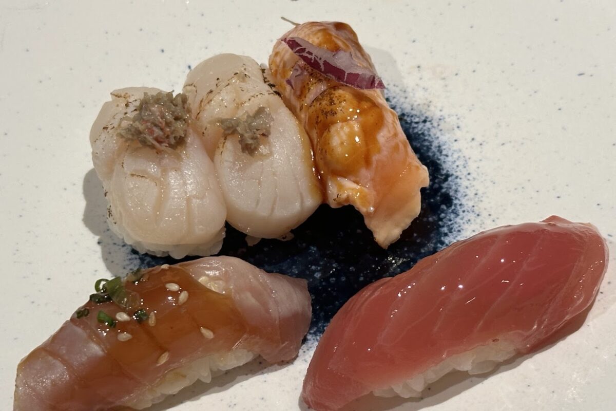 義享店壽司餐區