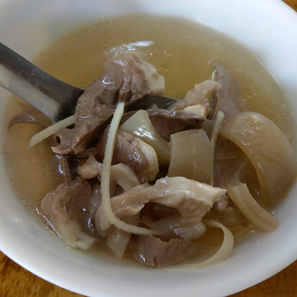 美味的雞肉飯與小菜