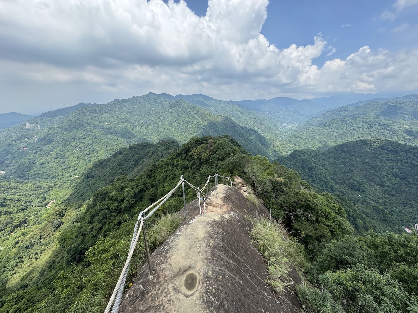五寮尖登山口