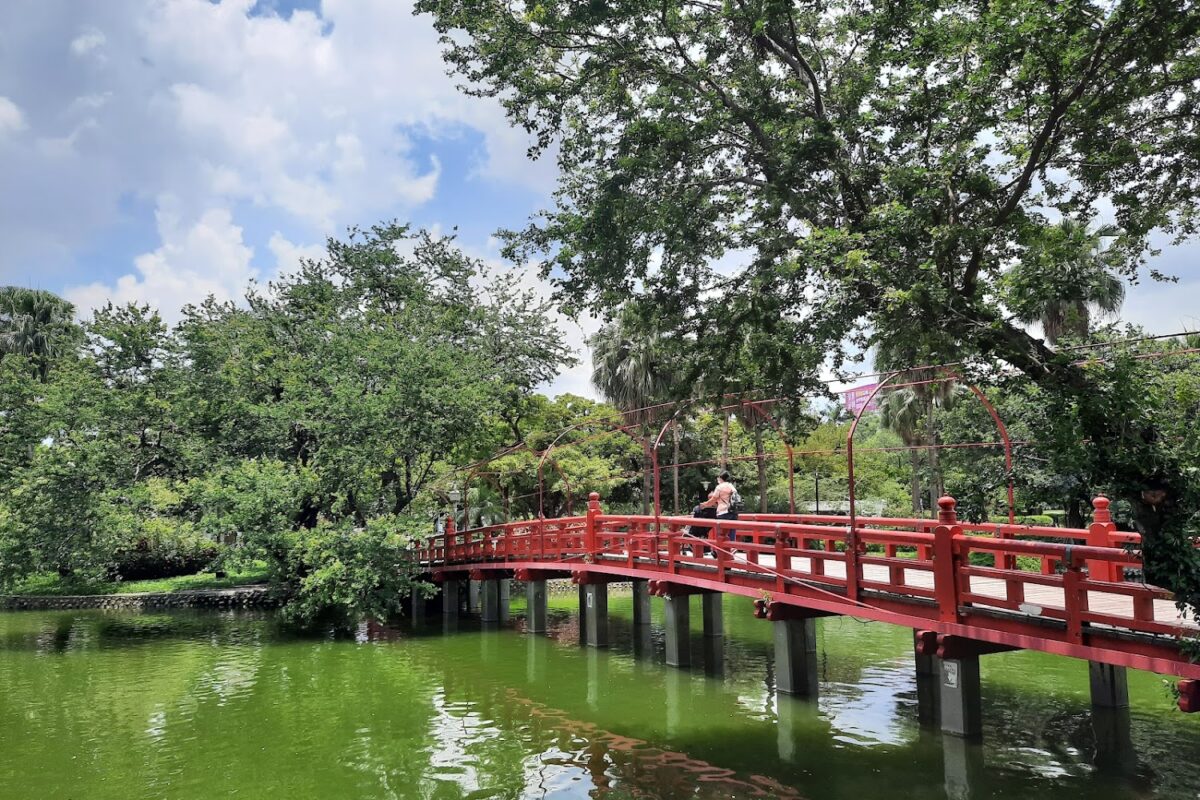臺中公園湖心亭