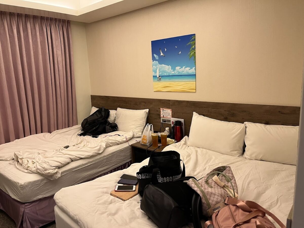 Hotel 99 房間內部