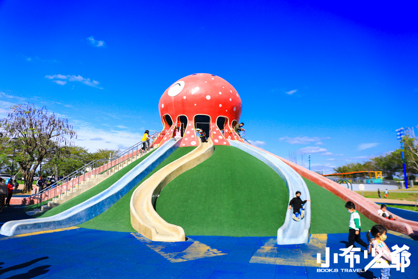 貓裏喵親子公園全景