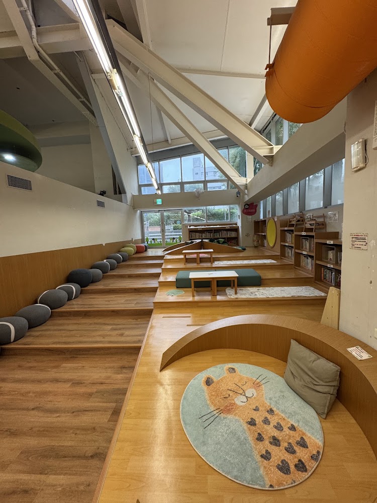香山親子館豐富的兒童書籍