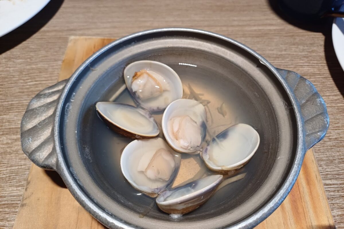 信義店現煮蛤蜊湯