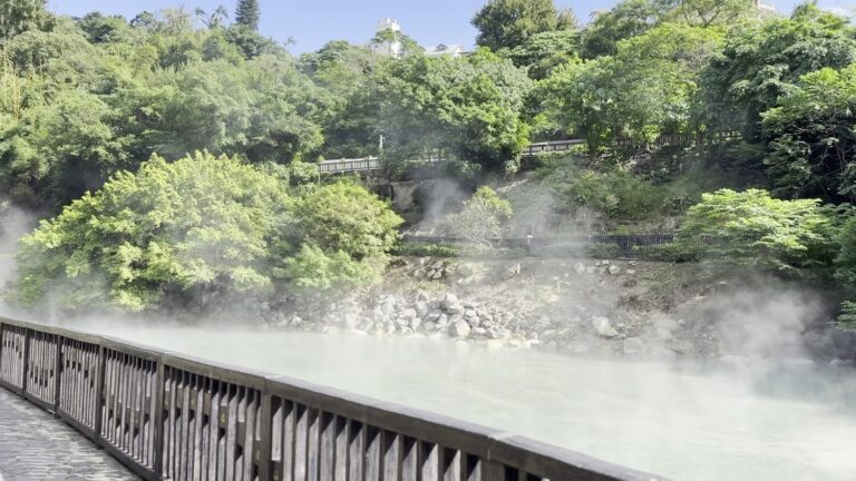 地熱谷｜地熱谷 2025 旅遊攻略：探訪北投如仙境般的青磺泉之源與環湖步道