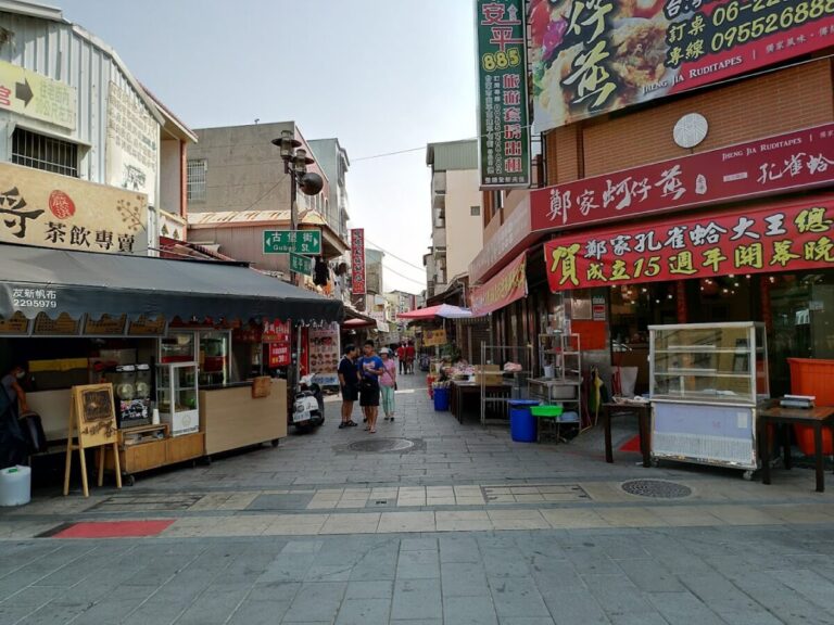 台南市景點｜台南市景點 2025 懶人包：嚴選 8 個必訪地標，從古蹟到文創園區玩透府城