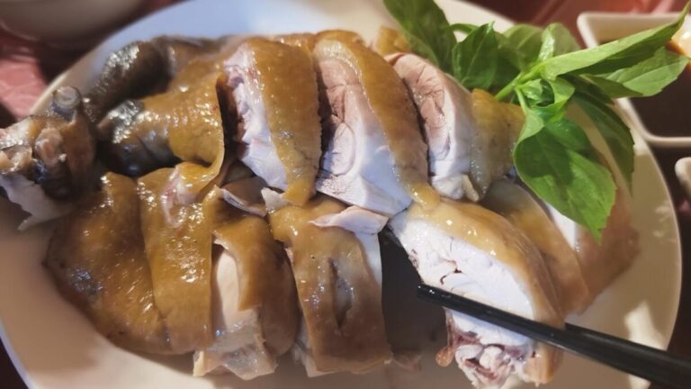 冠宸食館｜冠宸食館：2025陽明山竹子湖最強白斬雞，沒排隊吃不到的超人氣土雞城