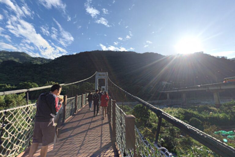 內灣老街｜內灣老街 2025 深度全攻略：必吃客家美食與懷舊山城景點推薦