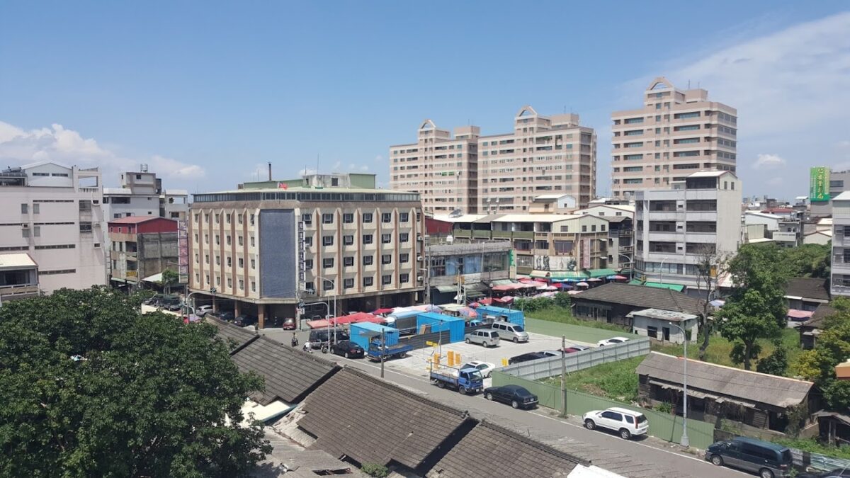 他里霧大旅社外觀