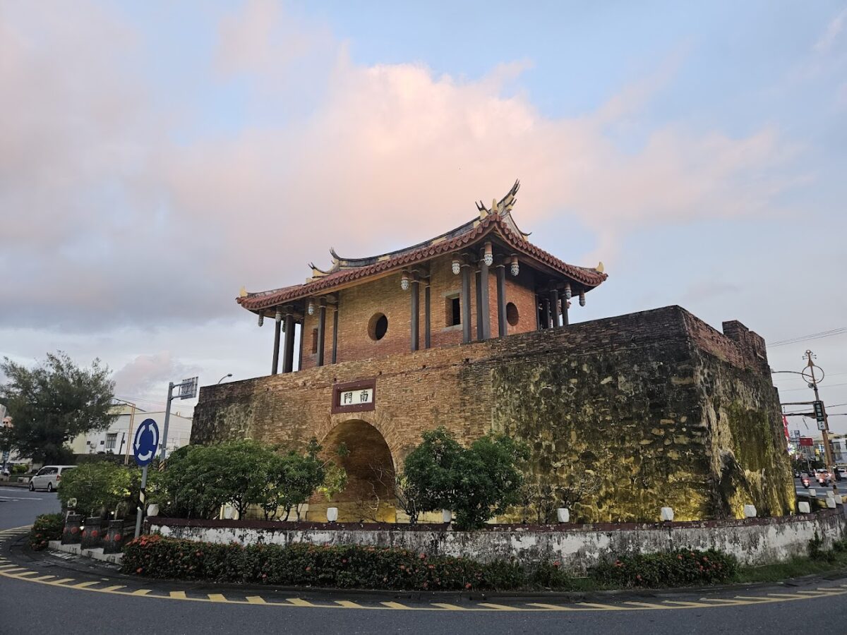 好窩旅店外觀與內部氛圍