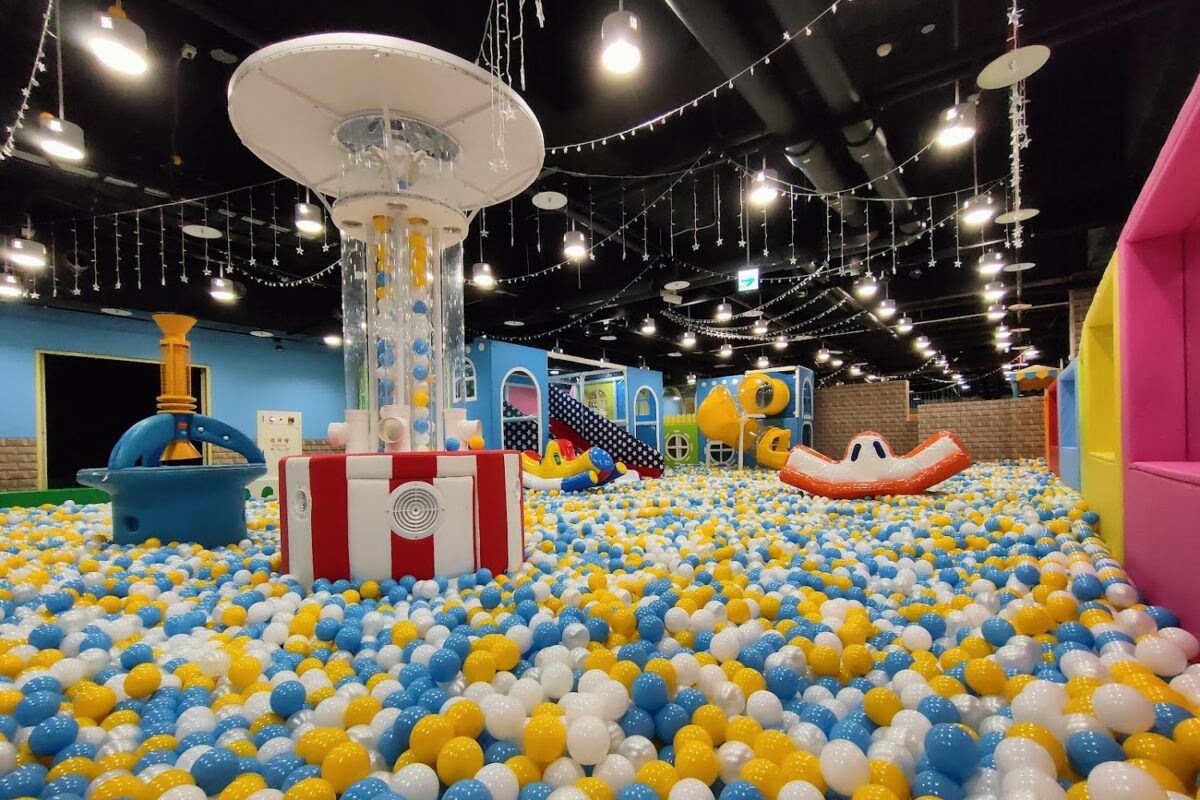 SNOOPY Play Center