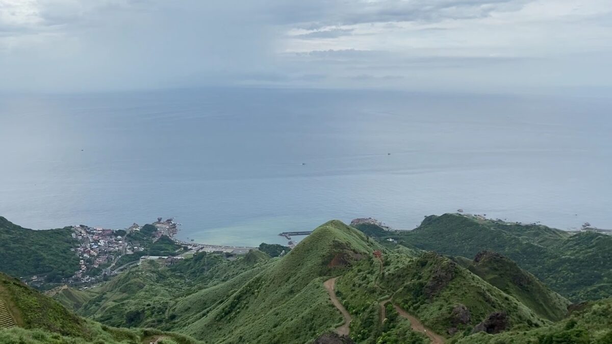 無耳茶壺山步道觀海亭