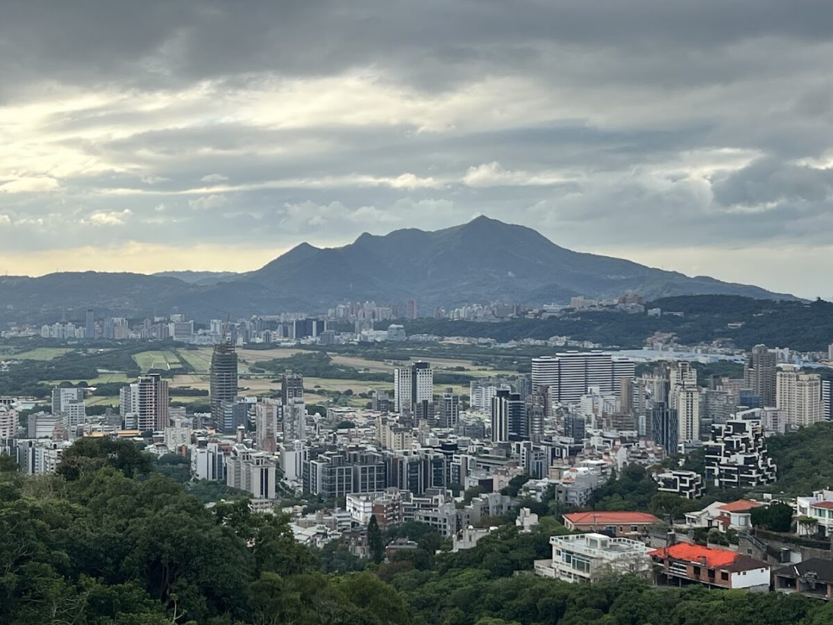 軍艦岩巨岩景觀