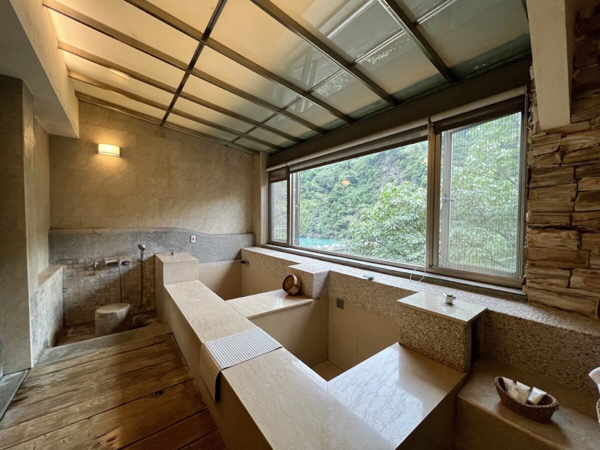 Spring Spa Hotel 寧靜的氛圍
