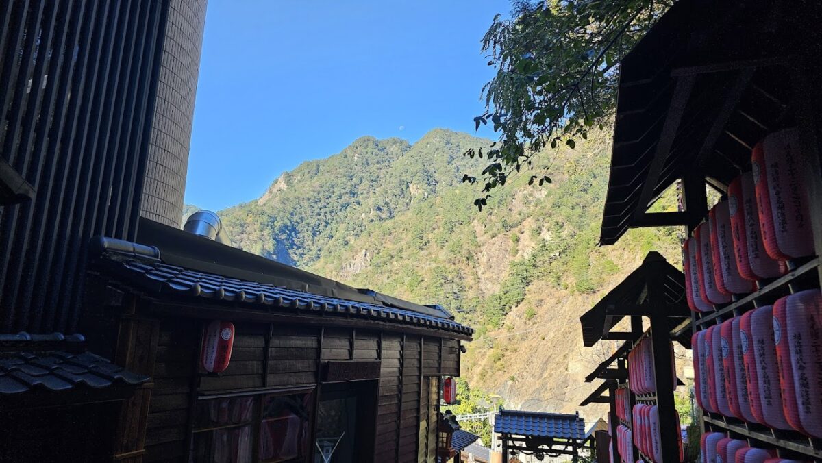 谷關溫泉區近照