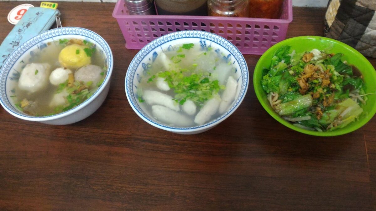 九份特色小吃紅槽肉圓