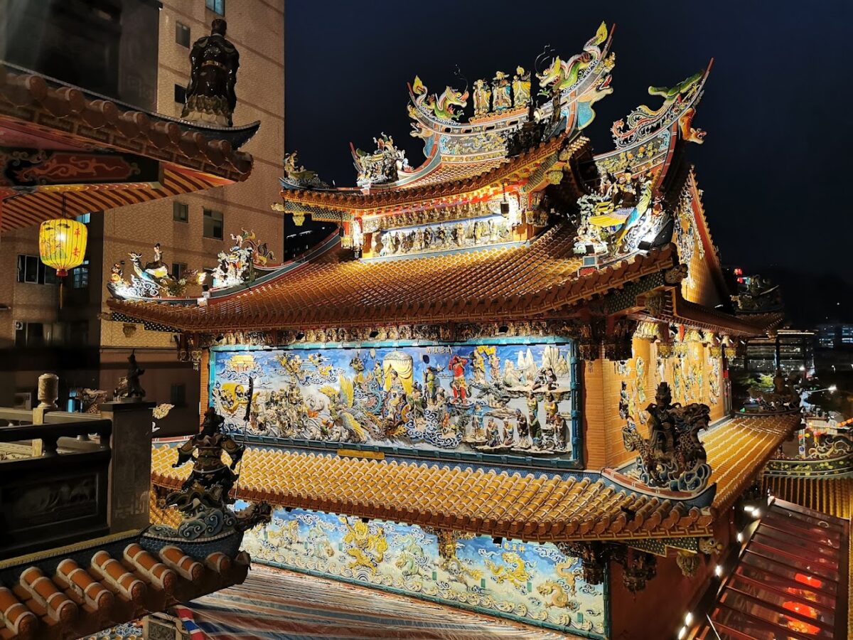 饒河街夜市入口