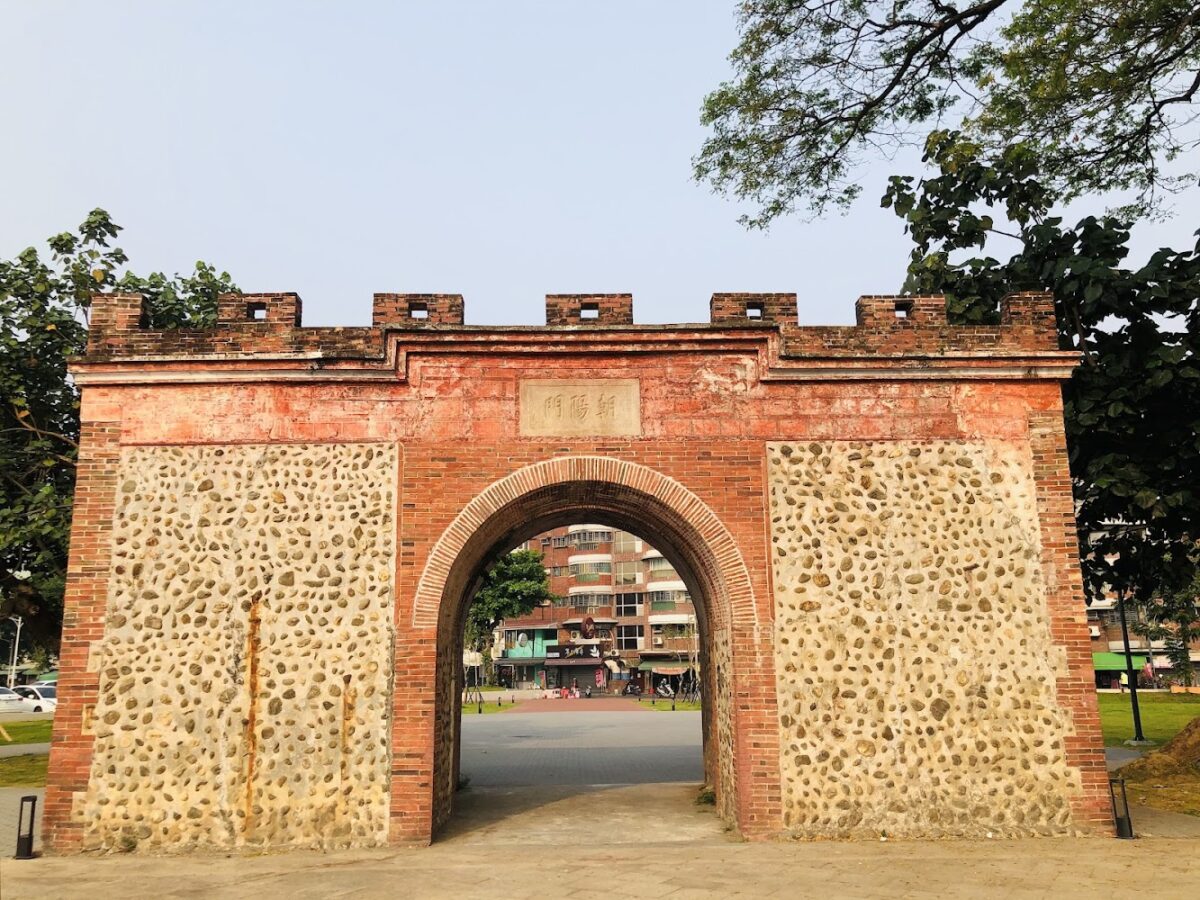 阿猴城東門