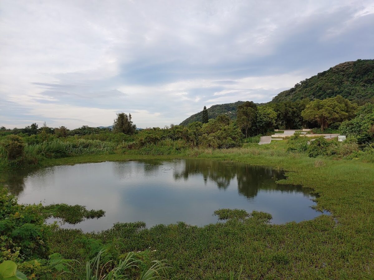 山豬湖生態親水園區步道