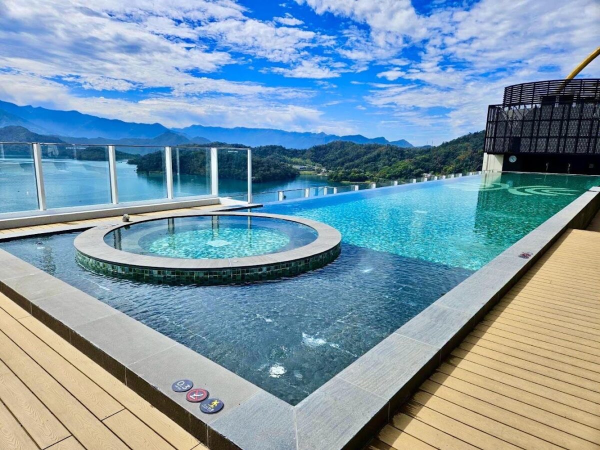 漢來日月行館建築外觀