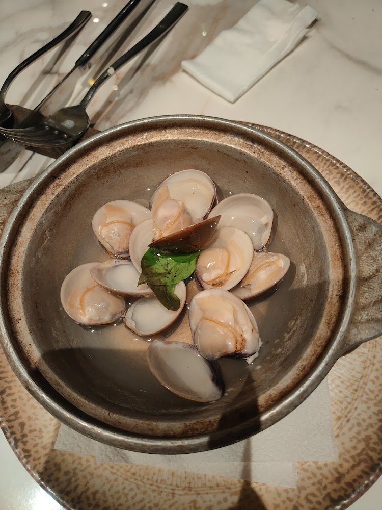 島語自助餐廳熱食料理