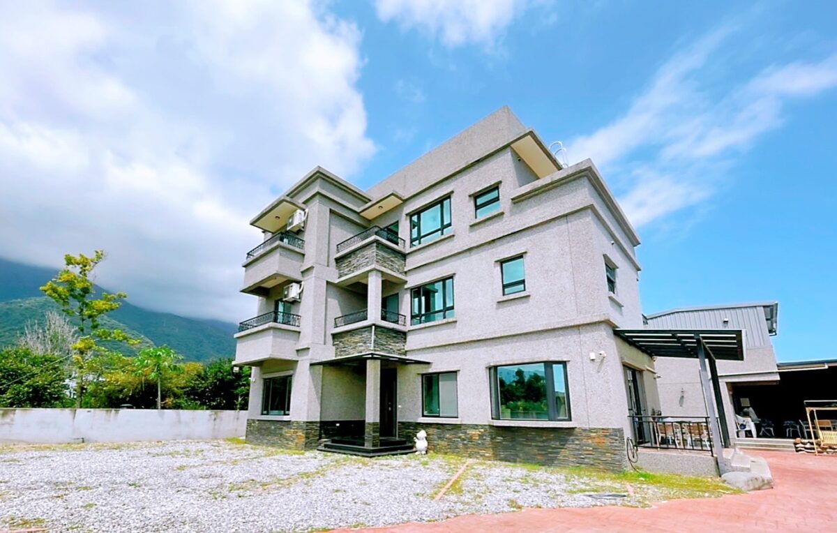 花蓮民宿包棟｜花蓮民宿包棟推薦 Top 8｜2026最新！烤肉KTV、親子電梯別墅、海景Villa總整理