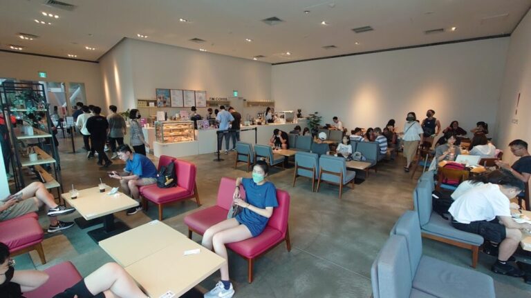 台南美術館｜台南美術館 2026 必訪指南：一票玩遍 1 館古蹟美學與 2 館光影建築