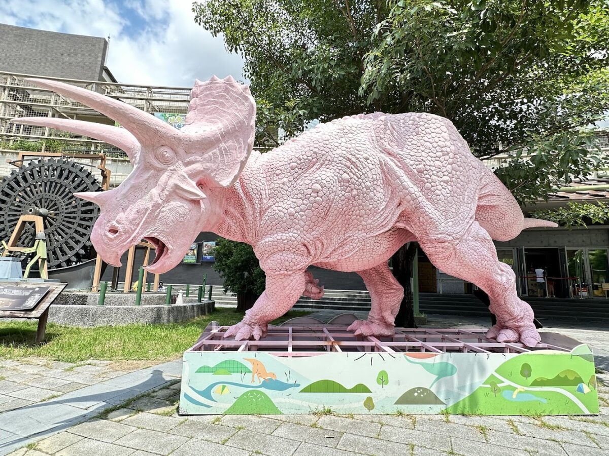 樹谷農場｜樹谷農場：2026台南親子旅遊首選！80元門票體驗超萌水豚餵食與動物互動