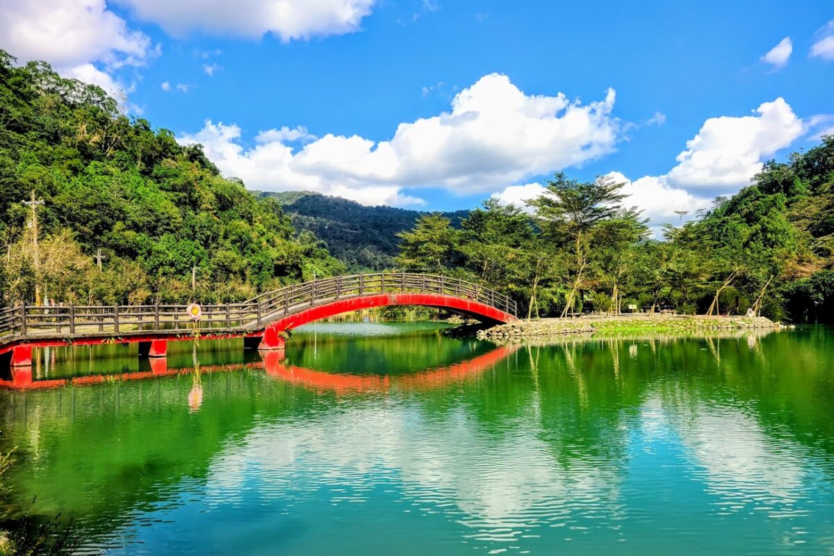 望龍埤湖光山色美景