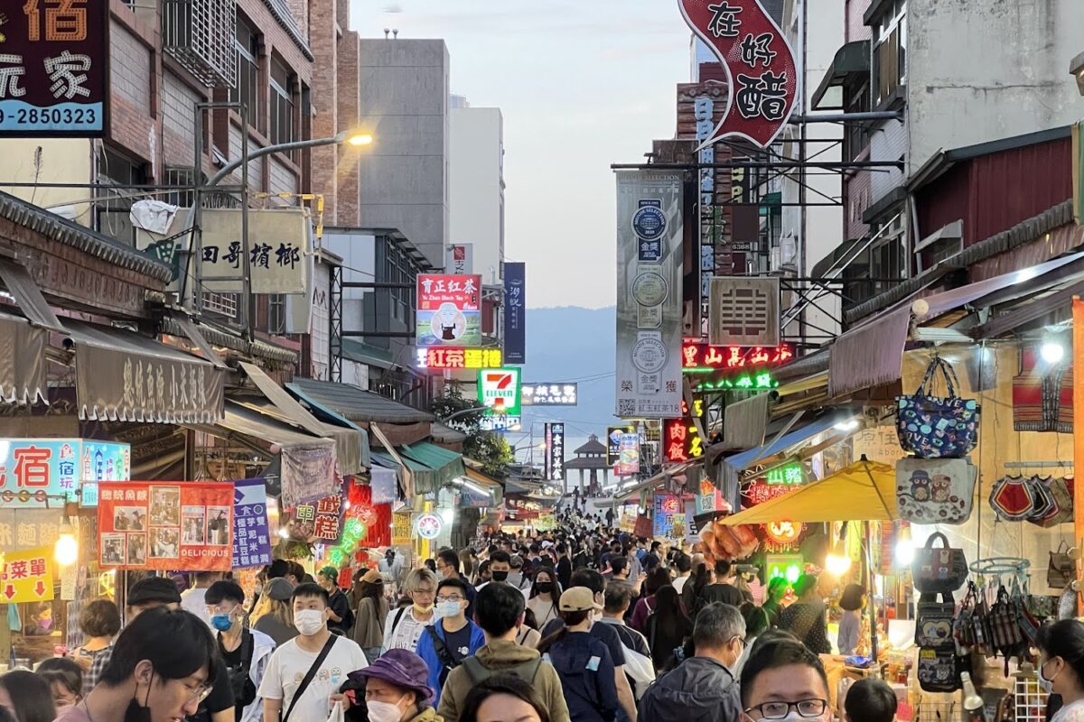 伊達邵商店街熱鬧景象
