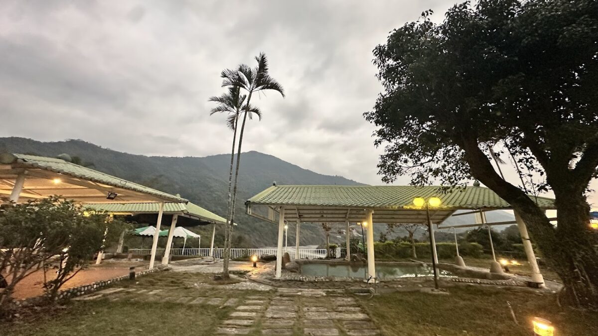 蘇羅婆溫泉渡假村外觀