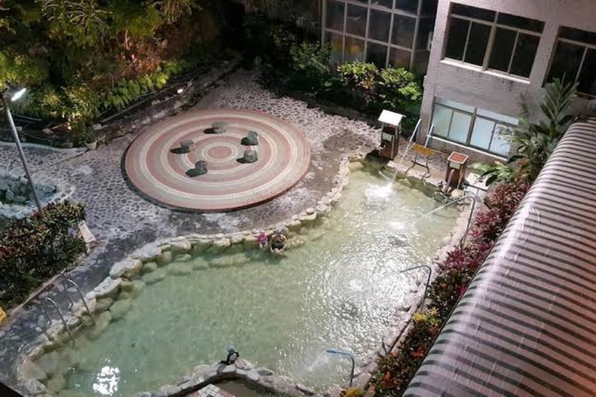 逸仙溫泉旅宿外觀
