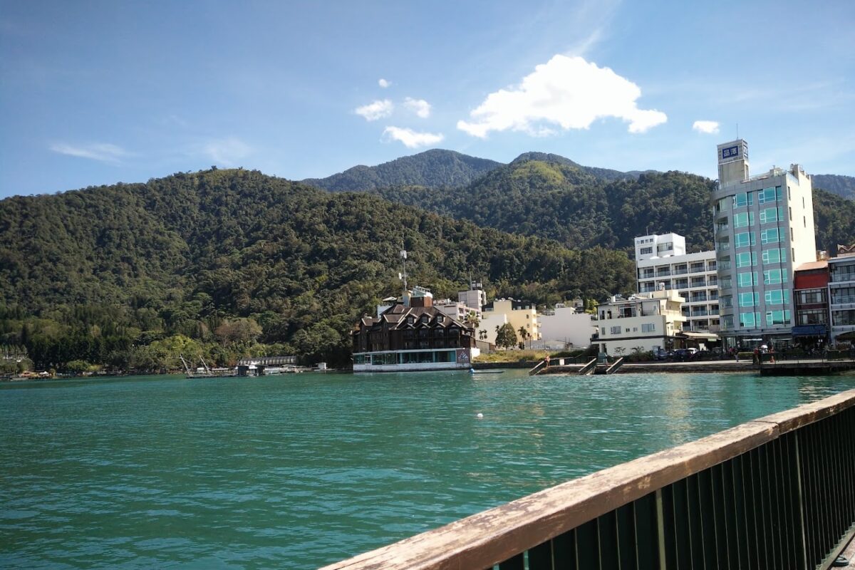 伊達邵老街｜伊達邵老街 2026 旅遊全攻略：必吃原民美食、碼頭湖景與交通懶人包