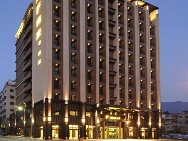 F HOTEL 花蓮站前館外觀