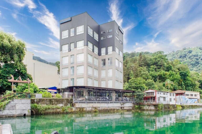 日月潭大飯店｜日月潭大飯店 2026 住宿全攻略：精選 4 間超人氣湖景飯店懶人包