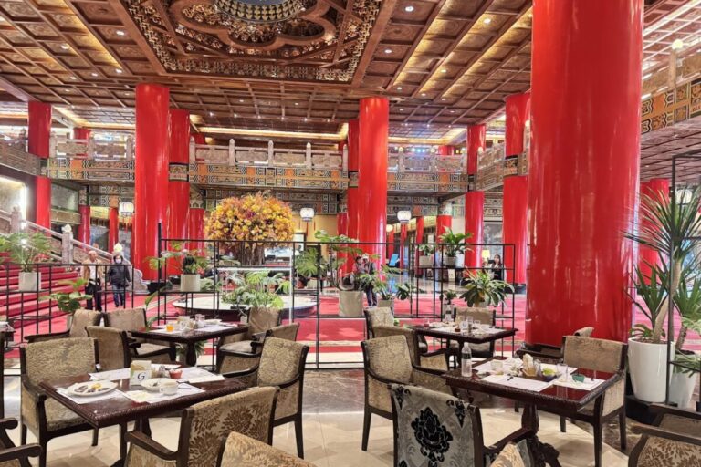 圓山飯店｜圓山飯店2026全攻略：一窺宮殿式建築之美、密道導覽與四大必吃餐廳評測