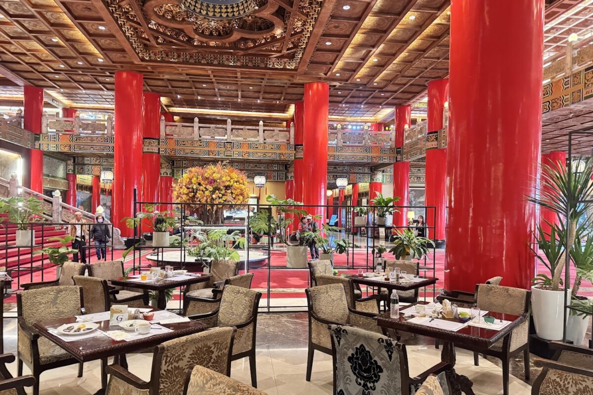 圓山飯店｜圓山飯店2026全攻略：一窺宮殿式建築之美、密道導覽與四大必吃餐廳評測